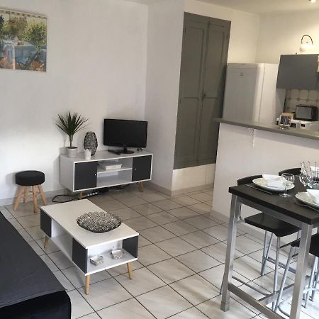 T2 Avec Terrasse, Clim , Box Fibre Apartment Vedene Ngoại thất bức ảnh
