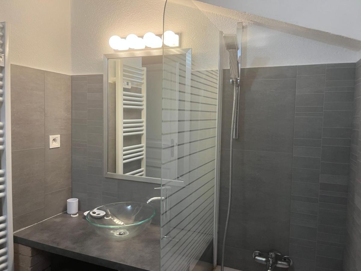 T2 Avec Terrasse, Clim , Box Fibre Apartment Vedene Ngoại thất bức ảnh